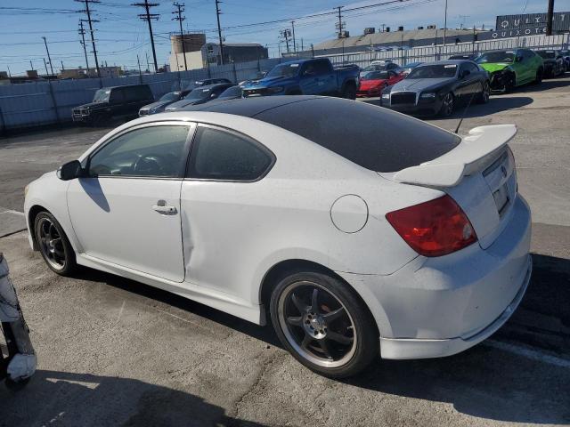 JTKDE177770197957 - 2007 TOYOTA SCION TC WHITE photo 2