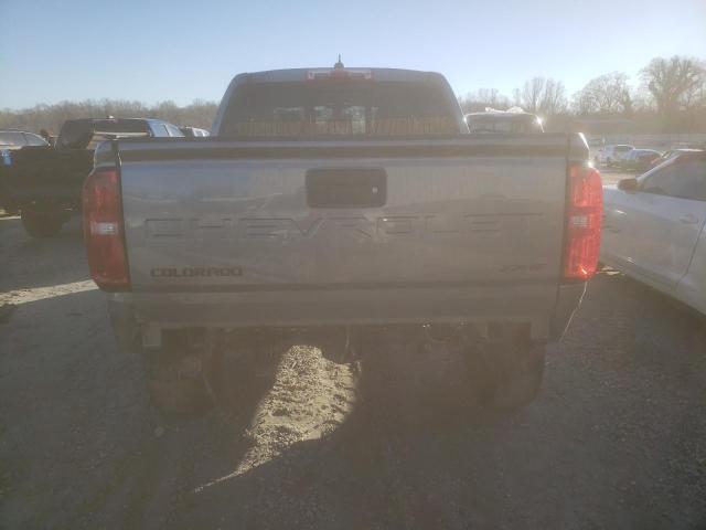 1GCPTEE12M1164645 - 2021 CHEVROLET COLORADO ZR2 SILVER photo 6