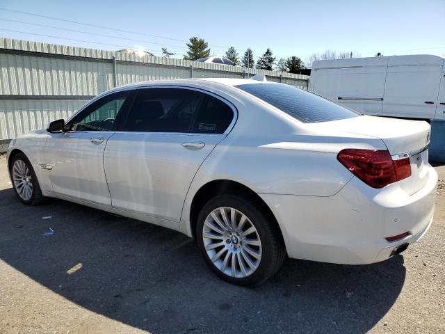 WBAKB8C59CC962676 - 2012 BMW 750 LI WHITE photo 2