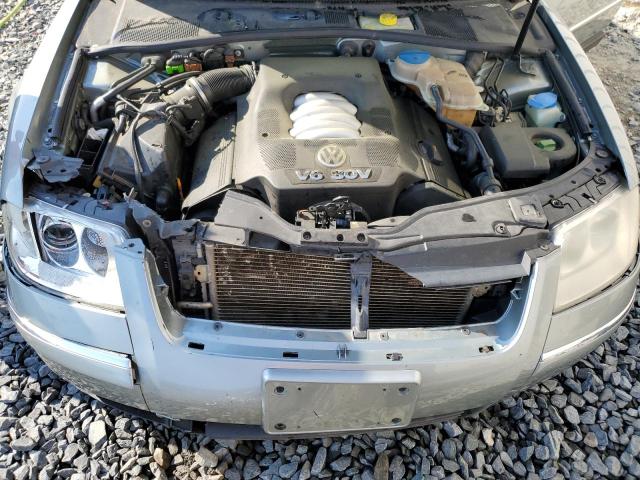 WVWRU63B05P020467 - 2005 VOLKSWAGEN PASSAT GLX Gümüş foto 11