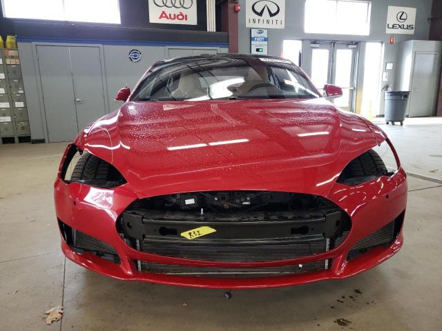 5YJSA1E43FF109201 - 2015 TESLA MODEL S წითელი ფოტო 5