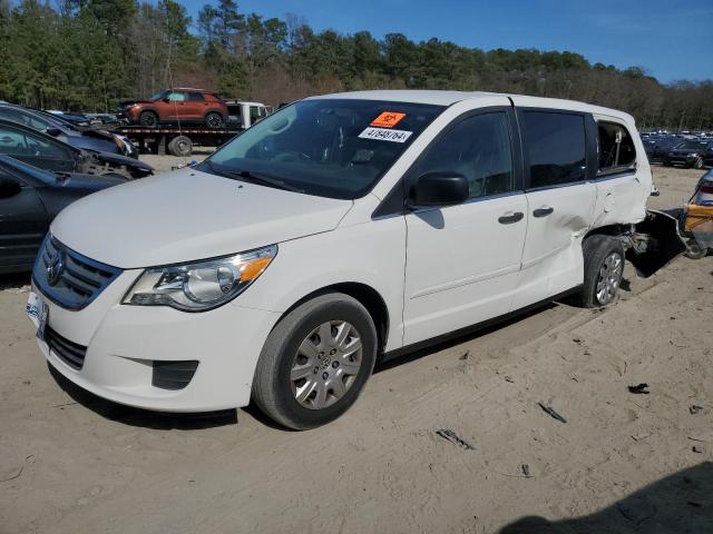 2C4RVAAG0CR276800 - 2012 VOLKSWAGEN ROUTAN S WHITE photo 1