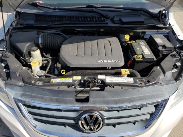 2C4RVAAG0CR276800 - 2012 VOLKSWAGEN ROUTAN S WHITE photo 12