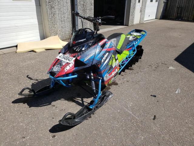 4UF18SNW2JT104259 - 2018 ARCTIC CAT SNOWMOBILE წითელი ფოტო 2