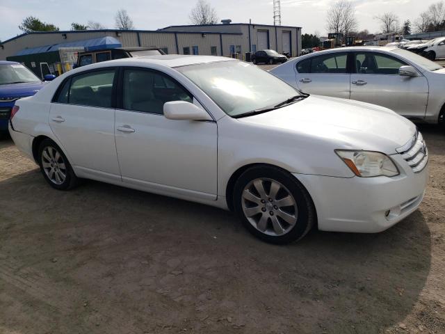 4T1BK36B47U187223 - 2007 TOYOTA AVALON XL WHITE photo 4