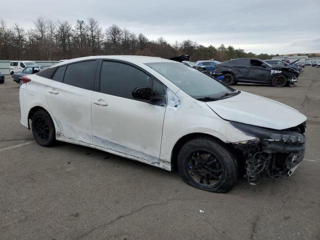 JTDKARFP4K3117306 - 2019 TOYOTA PRIUS PRIM 白色 照片 4