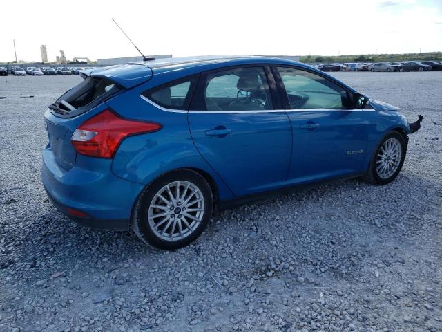 1FAHP3R41CL458337 - 2012 FORD FOCUS BEV BLUE photo 3