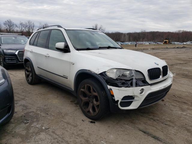 5UXZV4C52CL757748 - 2012 BMW X5 XDRIVE35I WHITE photo 4