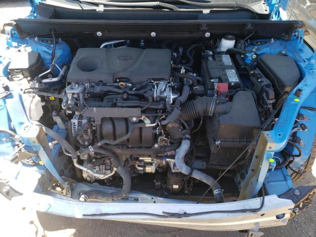 2T3A1RFV5LC073858 - 2020 TOYOTA RAV4 XLE PREMIUM BLUE photo 12