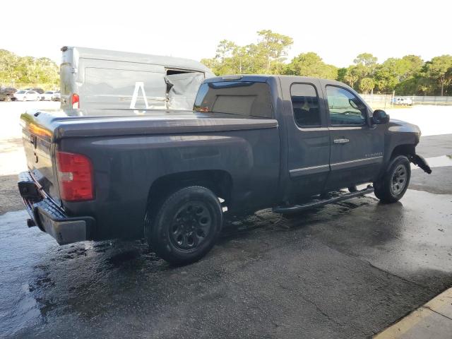 1GCRCSE0XBZ109020 - 2011 CHEVROLET SILVERADO C1500 LT GRAY photo 3