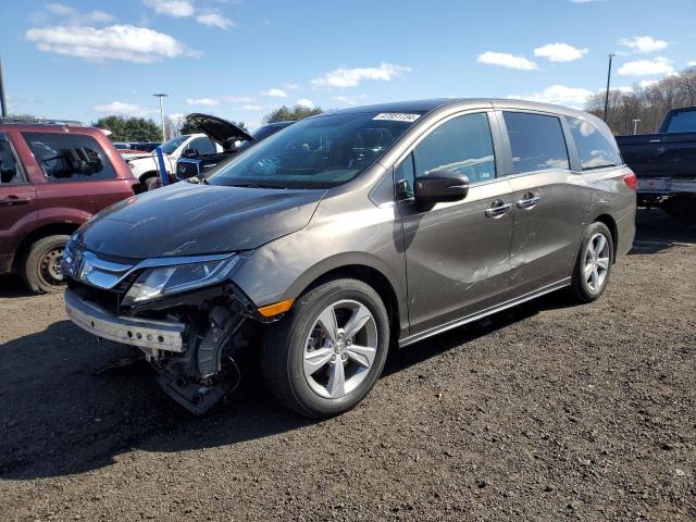 5FNRL6H79JB106324 - 2018 HONDA ODYSSEY EXL GRAY photo 1