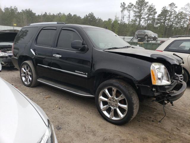 1GKFC03209R256358 - 2009 GMC YUKON DENALI BLACK photo 4