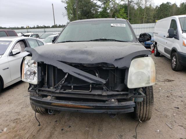 1GKFC03209R256358 - 2009 GMC YUKON DENALI BLACK photo 5