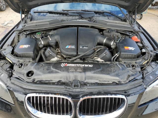 WBSNB93506CX06638 - 2006 BMW M5 BLACK photo 11