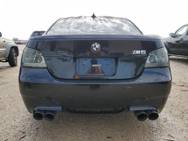 WBSNB93506CX06638 - 2006 BMW M5 BLACK photo 6