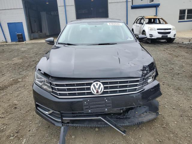 1VWBT7A35HC030393 - 2017 VOLKSWAGEN PASSAT SE BLACK photo 5