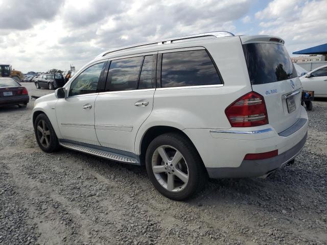 4JGBF25E59A497220 - 2009 MERCEDES-BENZ GL WHITE photo 2