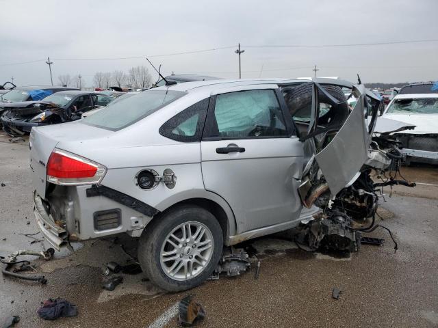 1FAHP35N99W166974 - 2009 FORD FOCUS SE SILVER photo 3