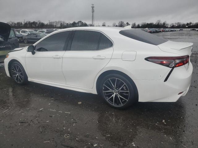 4T1T11AK1PU835748 - 2023 TOYOTA CAMRY SE NIGHT SHADE WHITE photo 2