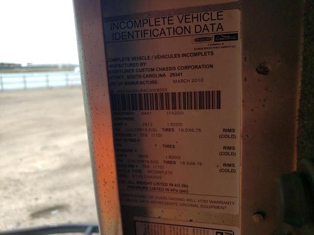 4UZAANDU8ACAW8055 - 2010 FREIGHTLINER CHASSIS M LINE WALK-IN VAN WHITE photo 13