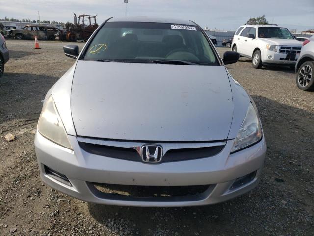 1HGCM56197A221598 - 2007 HONDA ACCORD VALUE SILVER photo 5