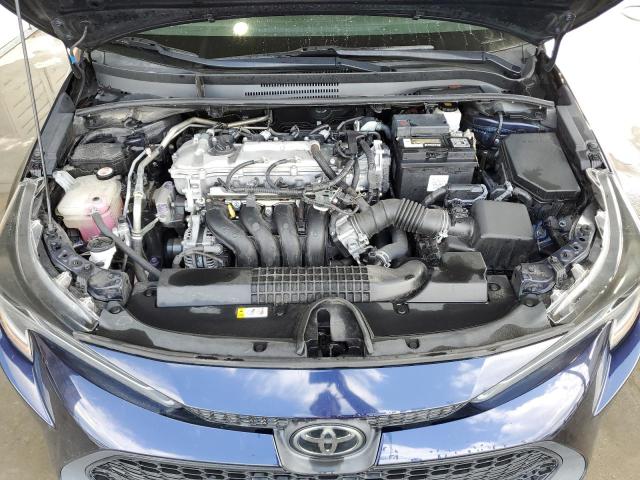 5YFEPRAE5LP052685 - 2020 TOYOTA COROLLA LE BLUE photo 11