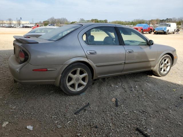 JN1CA31D91T836454 - 2001 NISSAN MAXIMA GXE GOLD photo 3