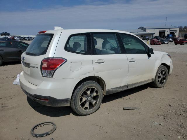 JF2SJAAC4JH443695 - 2018 SUBARU FORESTER 2.5I WHITE photo 3