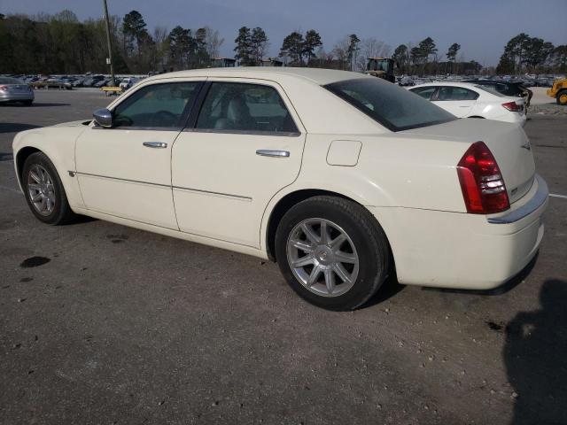 2C3KA63H36H102833 - 2006 CHRYSLER 300C WHITE photo 2