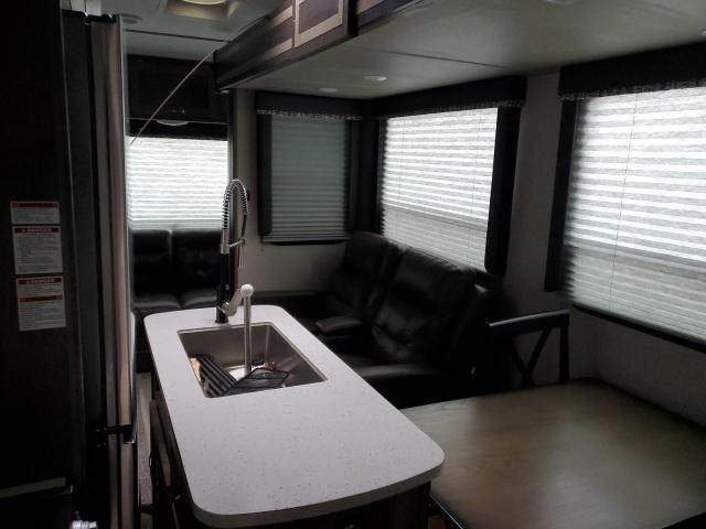 4YDF35724K1531170 - 2019 KEYSTONE SPRINTER SILVER photo 6