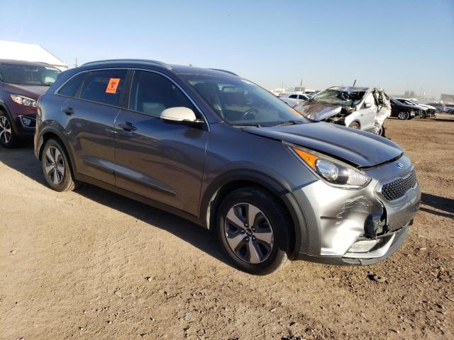 KNDCC3LC2H5070898 - 2017 KIA NIRO EX GRAY photo 4