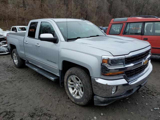 1GCVKREC1HZ102275 - 2017 CHEVROLET SILVERADO K1500 LT SILVER photo 4