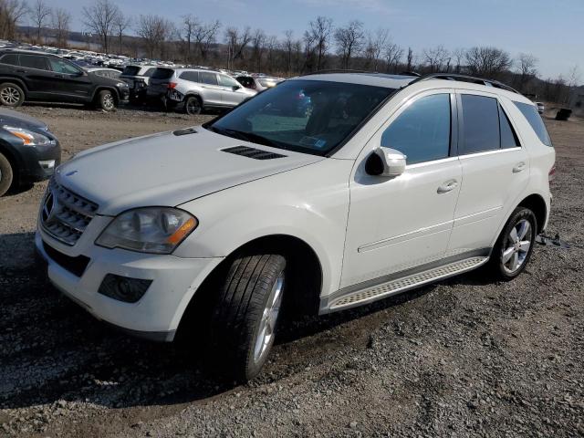 4JGBB8GB7AA599768 - 2010 MERCEDES-BENZ ML 350 4MATIC WHITE photo 1