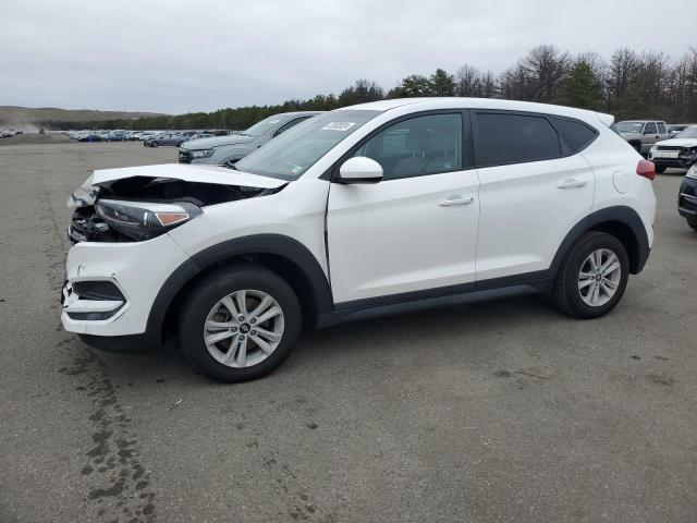 KM8J2CA40JU824474 - 2018 HYUNDAI TUCSON SE WHITE photo 1