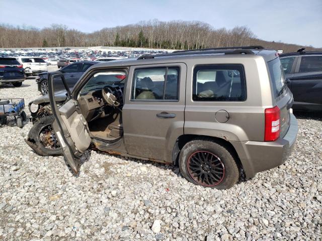 1J8FF28W28D500297 - 2008 JEEP PATRIOT SPORT TAN photo 2