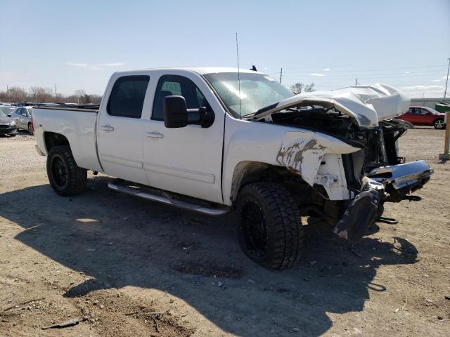 1GC4KYB66AF122937 - 2010 CHEVROLET SILVERADO K2500 HEAVY DUTY LTZ WHITE photo 4