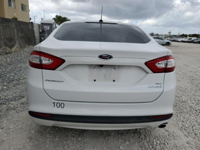 3FA6P0LU4DR236960 - 2013 FORD FUSION SE HYBRID WHITE photo 6