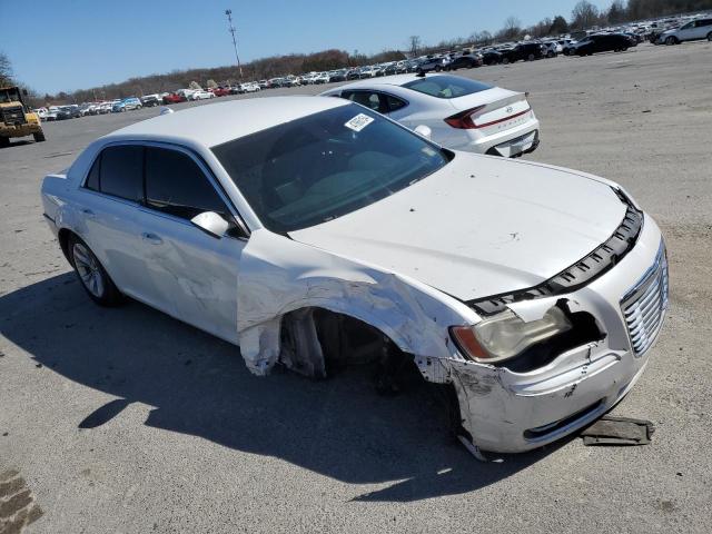 2C3CCAAG5FH743011 - 2015 CHRYSLER 300 LIMITED WHITE photo 4