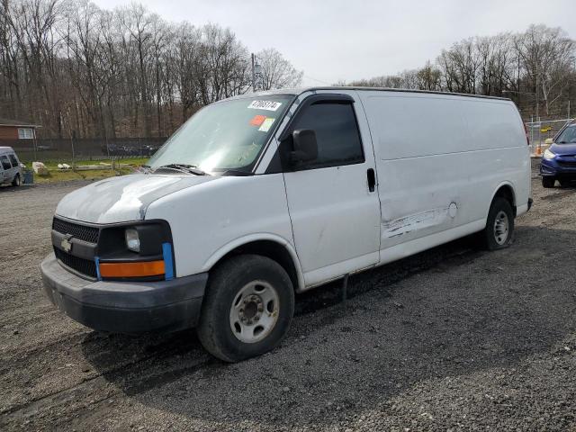 1GCGG29V671149652 - 2007 CHEVROLET EXPRESS G2 WHITE photo 1