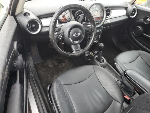 WMWSU3C50DT549267 - 2013 MINI COOPER WHITE photo 8
