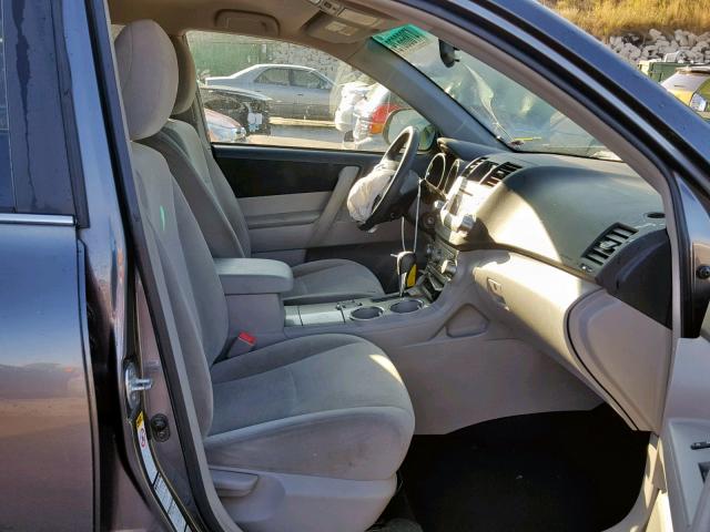 5TDBK3EH1BS083716 - 2011 TOYOTA HIGHLANDER BASE  фото 5