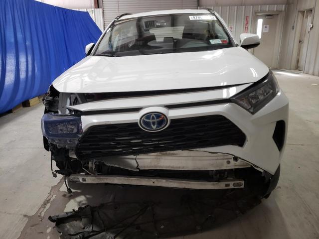 2T3MWRFV8MW117768 - 2021 TOYOTA RAV4 LE WHITE photo 5