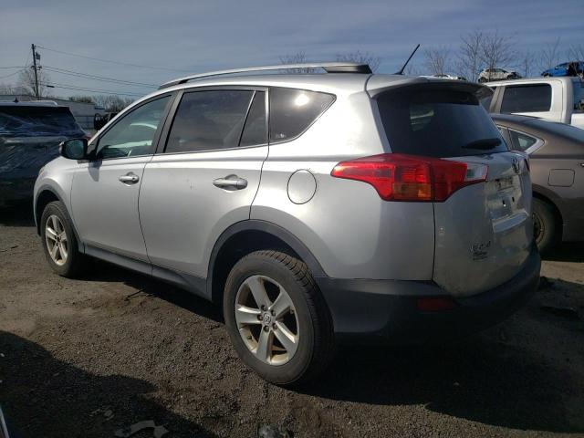 2T3RFREV0EW132709 - 2014 TOYOTA RAV4 XLE SILVER photo 2