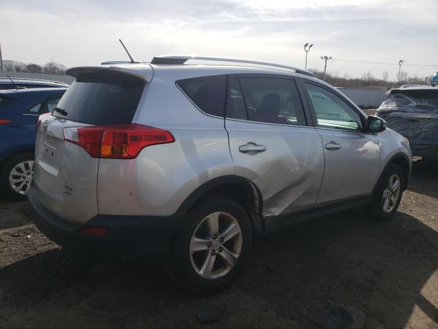 2T3RFREV0EW132709 - 2014 TOYOTA RAV4 XLE SILVER photo 3