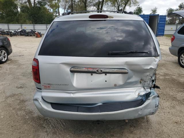 2C4GP54L61R214932 - 2001 CHRYSLER TOWN & COU LXI SILVER photo 6