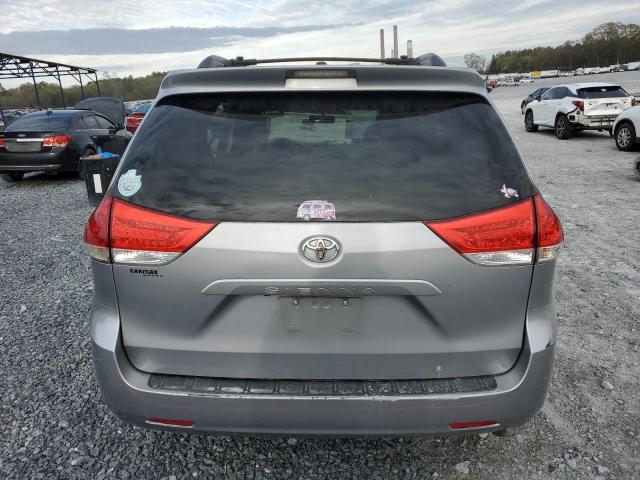 5TDKK3DC2CS219097 - 2012 TOYOTA SIENNA LE SILVER photo 6