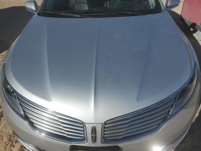 3LN6L2G93FR612165 - 2015 LINCOLN MKZ SILVER photo 11