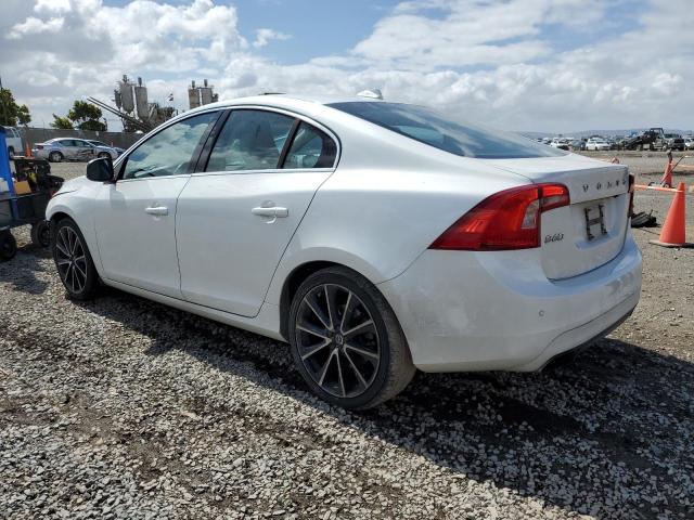 YV126MFK2G2413862 - 2016 VOLVO S60 PREMIER WHITE photo 2