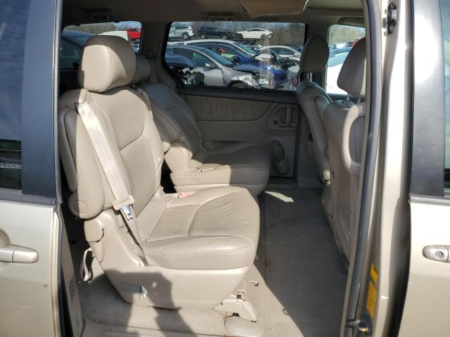 5TDZA22C34S144684 - 2004 TOYOTA SIENNA XLE GOLD photo 10