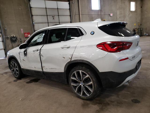 WBXYJ1C00L5N97016 - 2020 BMW X2 XDRIVE28I WHITE photo 2